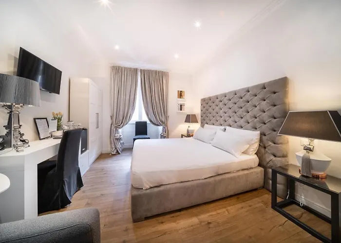 Vatican Chic Bed & Breakfast 4*