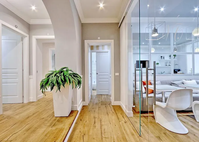 Vatican Chic Bed & Breakfast