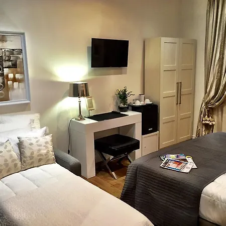 Vatican Chic Bed & Breakfast Rome